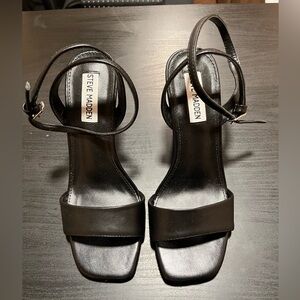 Steve Madden Square Toe Strappy Wedge Size 7